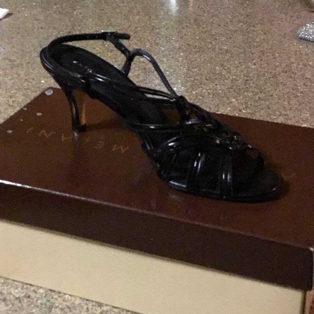 Shoes - Picture 2 of 3
